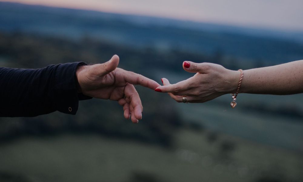 Long-Distance Muslim Engagement: When Love, Faith and Law Must Agree 1 Long-Distance Muslim Engagement